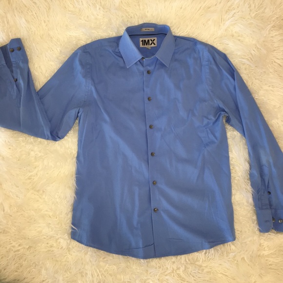 Men’s Fitted Express Dress Shirt - Picture 1 of 2